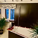 Slupski Premium Nr5 Wifi Netflix Smart Tv50 Full Kitchen Double Bathtub Up To 4 People Full Pleasure Quality (adults Only) Słupsk