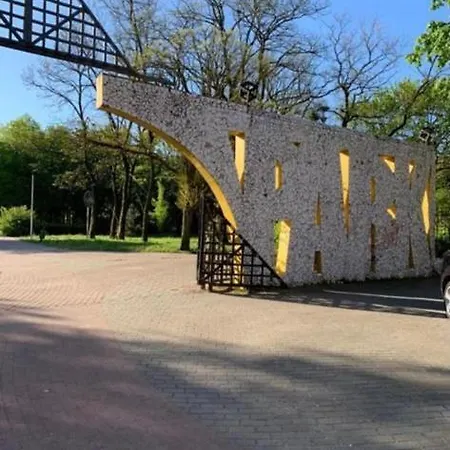 Slupski Premium Nr5 Wifi Netflix Smart Tv50 Full Kitchen Double Bathtub Up To 4 People Full Pleasure Quality (adults Only) *