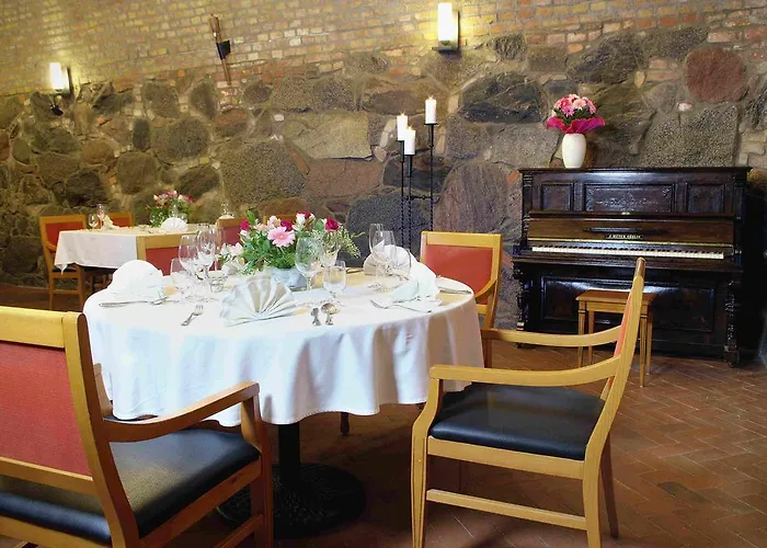 Slupski Premium Nr5 Wifi Netflix Smart Tv50 Full Kitchen Double Bathtub Up To 4 People Full Pleasure Quality (adults Only)